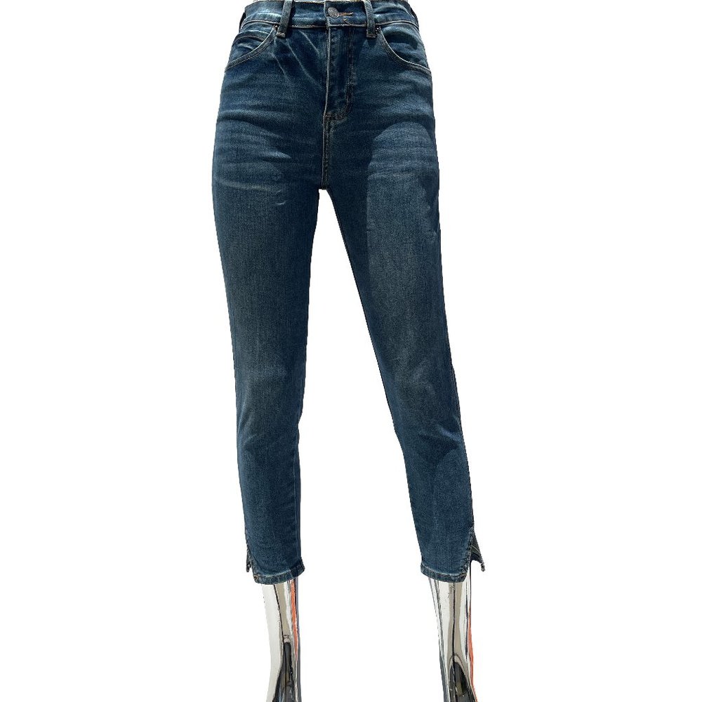 Woman Jeans